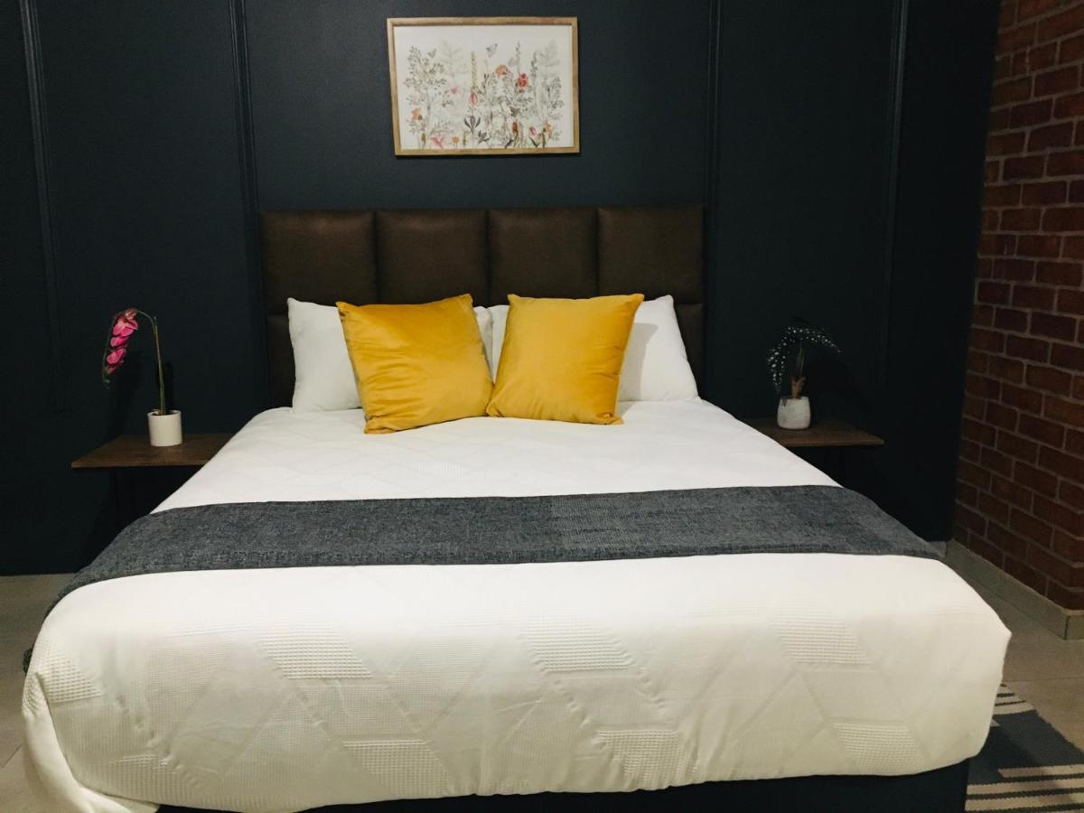 Black Rose Guesthouse Soweto Kültér fotó